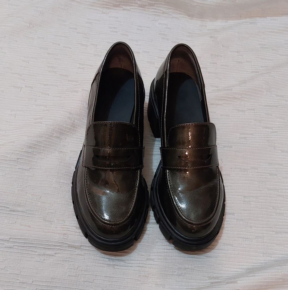 Crown Vintage Shiny Dark Brown Patent Lug Sole Loafers - Picture 5 of 11